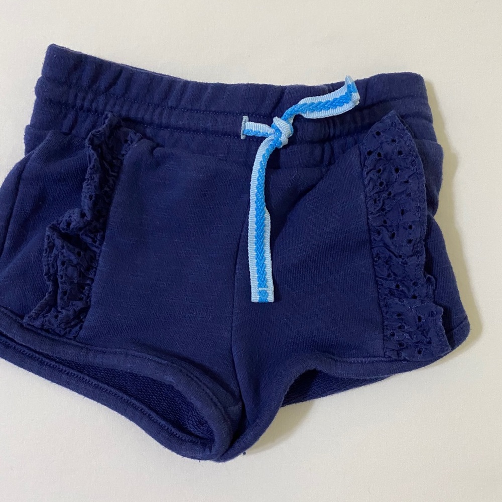 Knit shorts